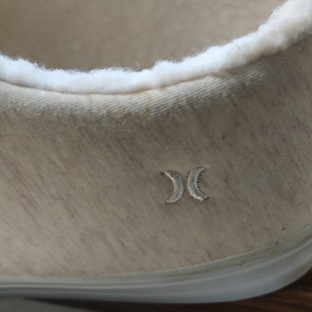 Hurley Mens Quilted Puffer Slip On Mules Cream Faux Fur Lined Shoes Size‎ 10/11